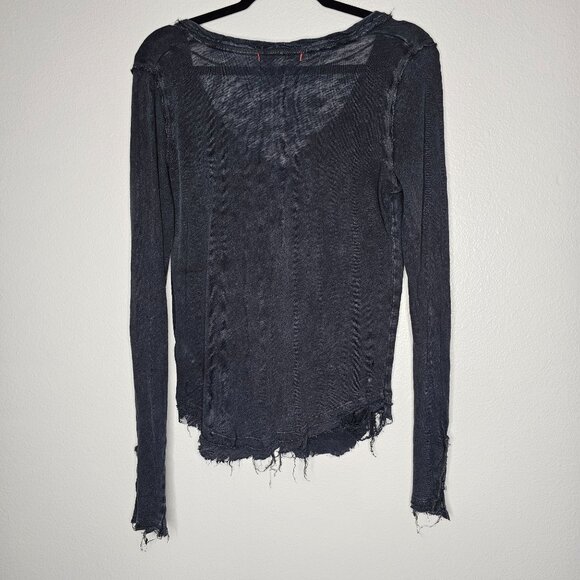 Free People M Washed Black Hazy Days Split Neck Top Grunge Boho Distressed Worn - Picture 6 of 7